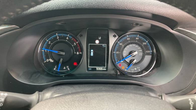 Toyota Hilux Diesel Invincible X D/Cab Pick Up 2.4 D-4D